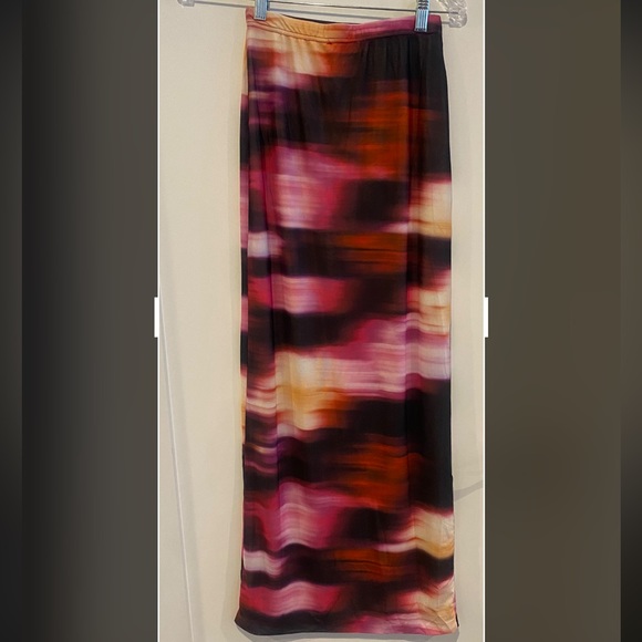 Showpo Janet Top and Skirt Set - Picture 6 of 8